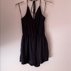 Black romper with pockets